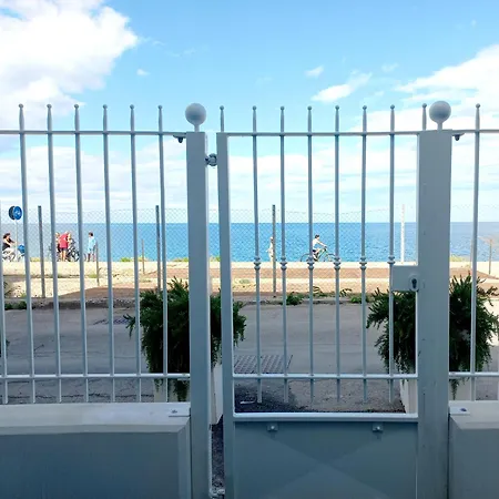 Dolce Dimora Charme Mare 招待所