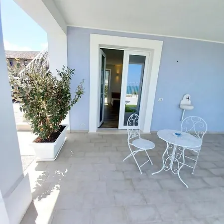 Гостевой дом Dolce Dimora Charme Mare 3*